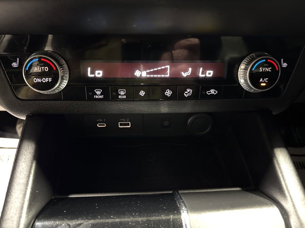 Used 2022 Mitsubishi Outlander SE image 29