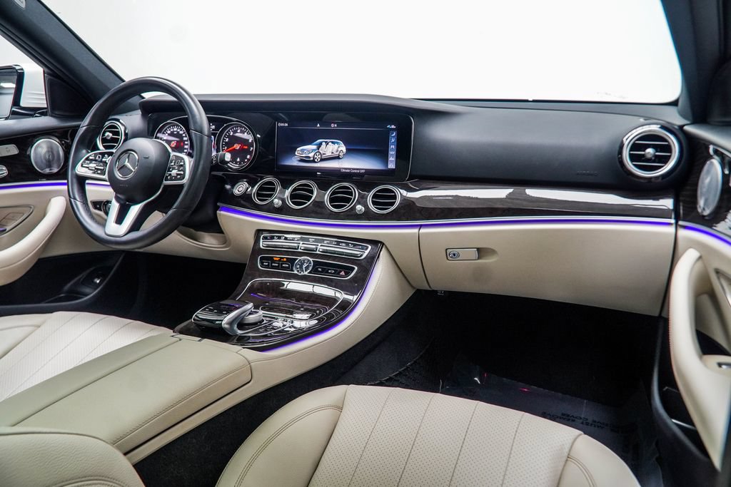 Used 2019 Mercedes-Benz E 450 4MATIC Wagon image 25