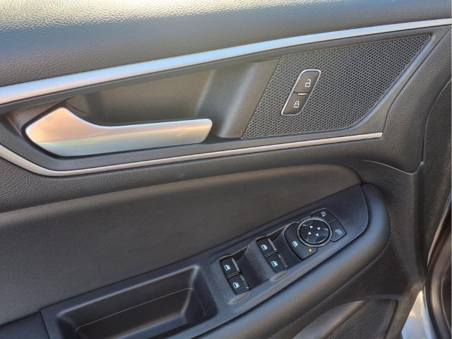 Used 2024 Ford Edge SEL w/ Convenience Package AWD/4WD image 18