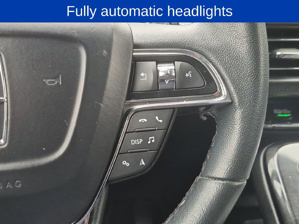 Used 2023 Lincoln Nautilus AWD w/ Premium Package image 14