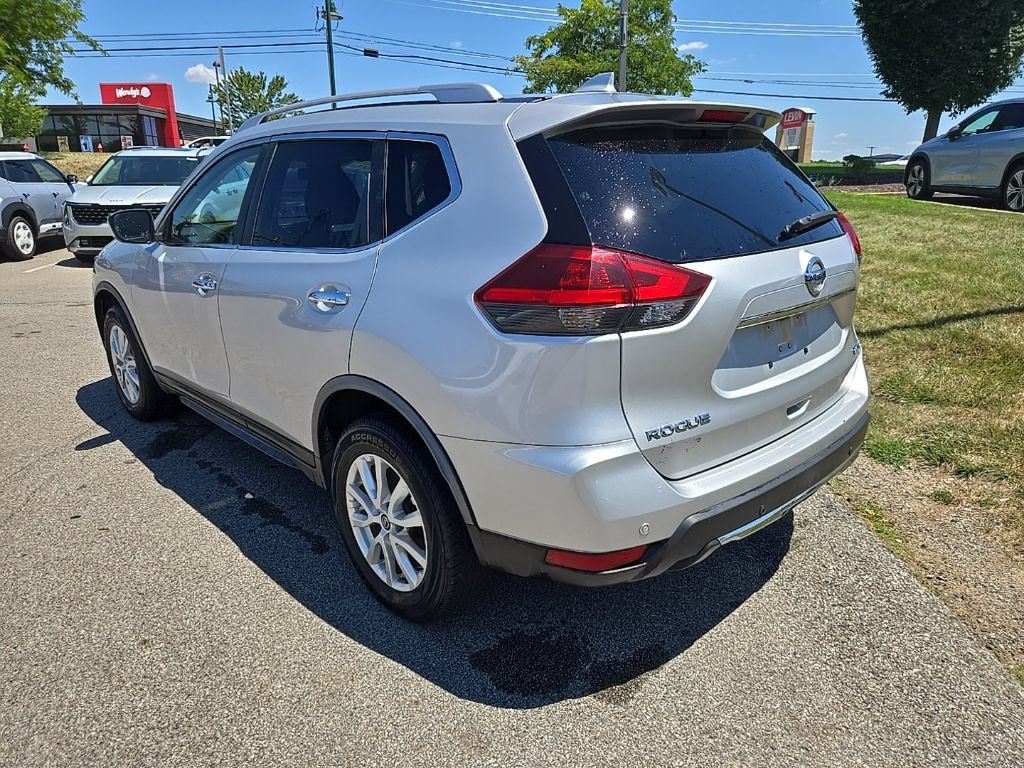 Used 2020 Nissan Rogue SV AWD/4WD image 7