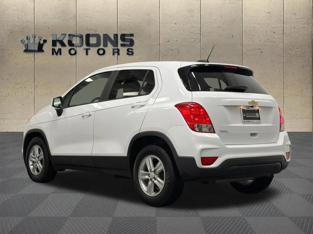 Used 2019 Chevrolet Trax LS w/ Tint and Cruise Package FWD image 6