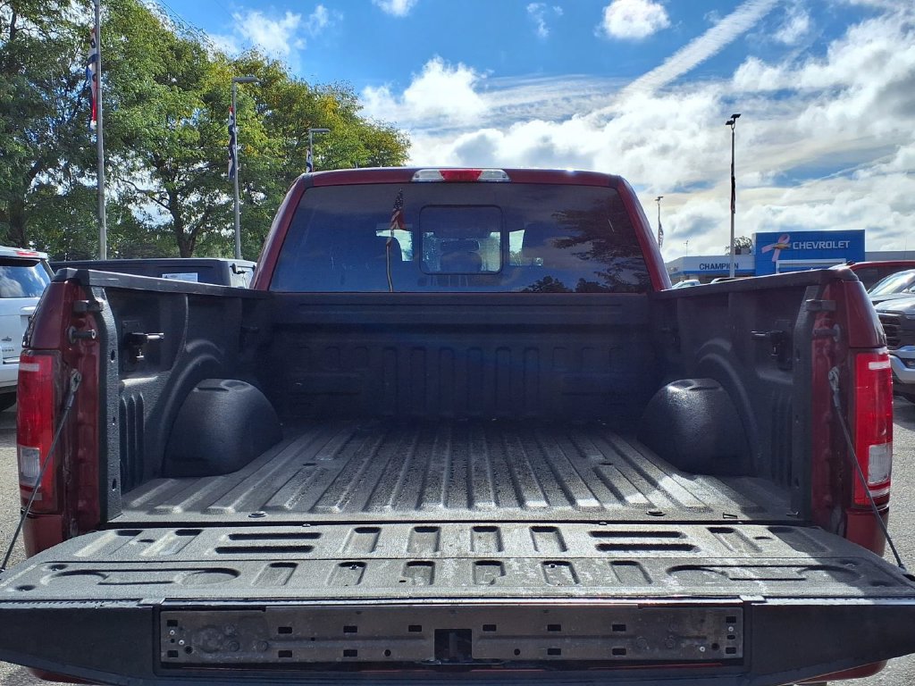 Used 2017 Ford F150 XLT w/ Equipment Group 302A Luxury AWD/4WD image 8