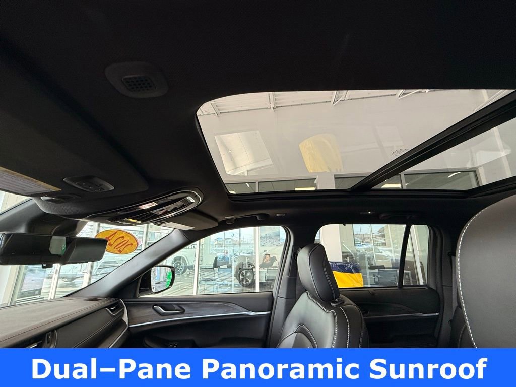 Used 2024 Jeep Grand Cherokee Limited 4xe w/ Luxury Tech Group II image 24