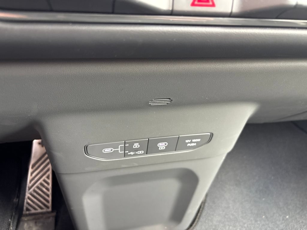 Certified 2024 Kia EV9 GT-Line AWD/4WD image 20