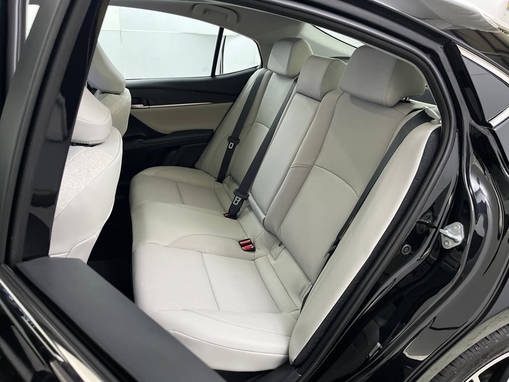 Used 2026 Toyota Camry XLE w/ Premium Plus Package image 20