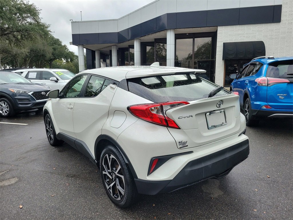 Used 2020 Toyota C-HR LE image 9