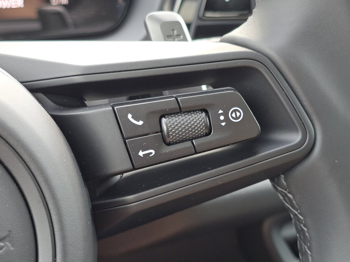 Used 2026 Porsche Cayenne E-Hybrid image 20