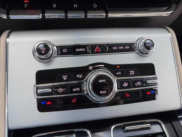 Used 2023 Lincoln Aviator 2WD image 21