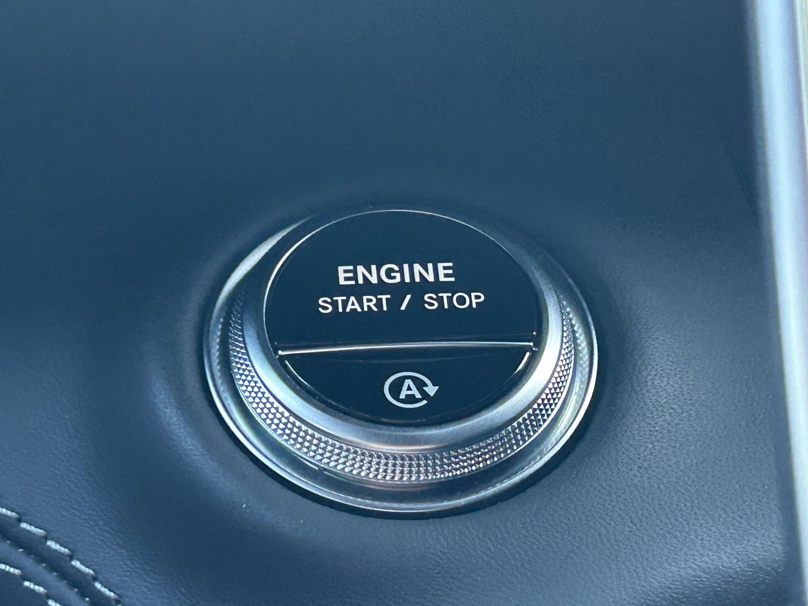 Certified 2022 Mercedes-Benz SL 55 AMG 4MATIC image 40