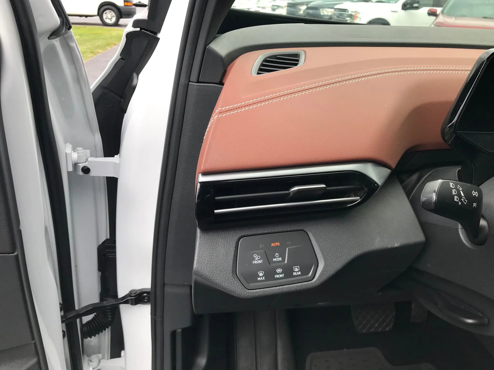 Used 2022 Volkswagen ID.4 Pro S w/ Gradient Package image 65