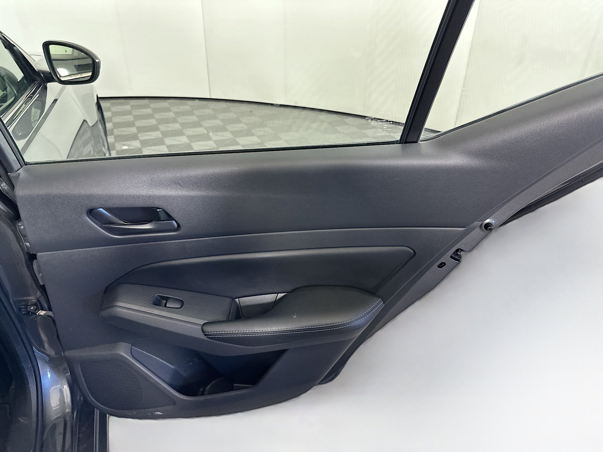 Used 2025 Nissan Altima 2.5 SV image 28