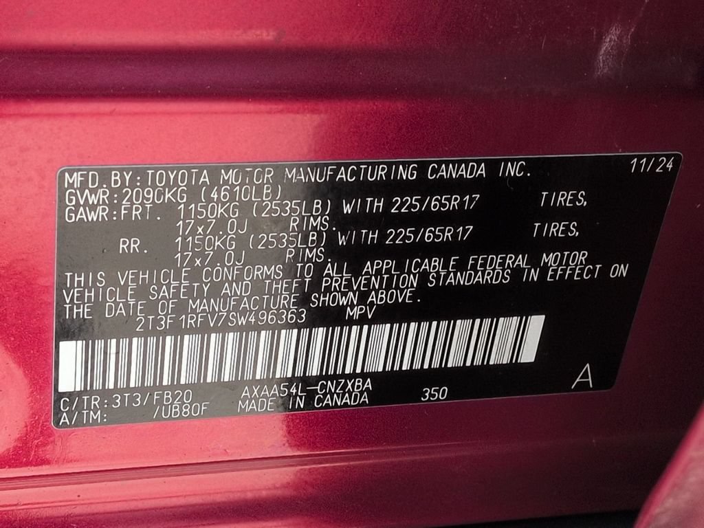 Used 2025 Toyota RAV4 LE AWD/4WD image 35