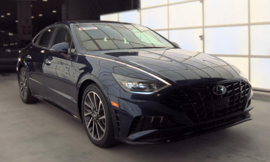 Used 2020 Hyundai Sonata Limited w/ Cargo Package FWD image 4