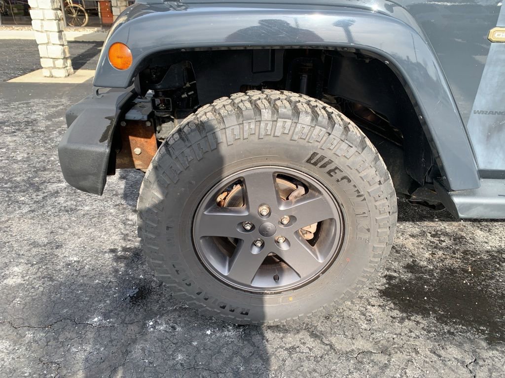 Used 2016 Jeep Wrangler Unlimited Sport AWD/4WD image 9