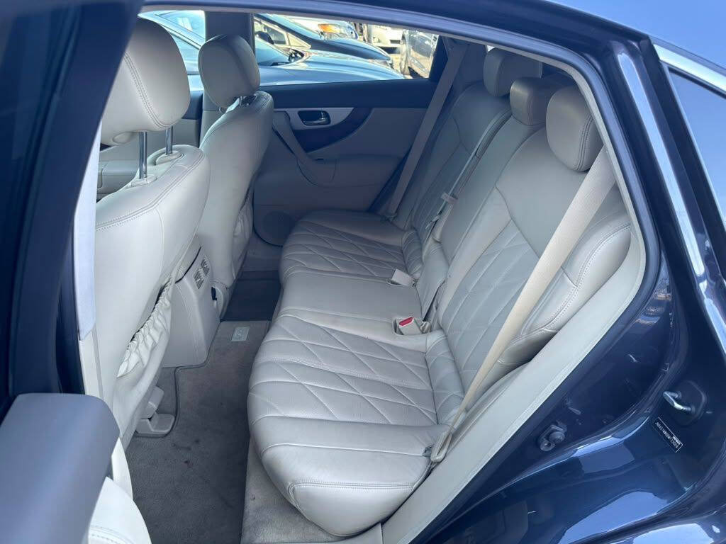 Used 2011 INFINITI FX35 AWD w/ Premium Pkg image 20