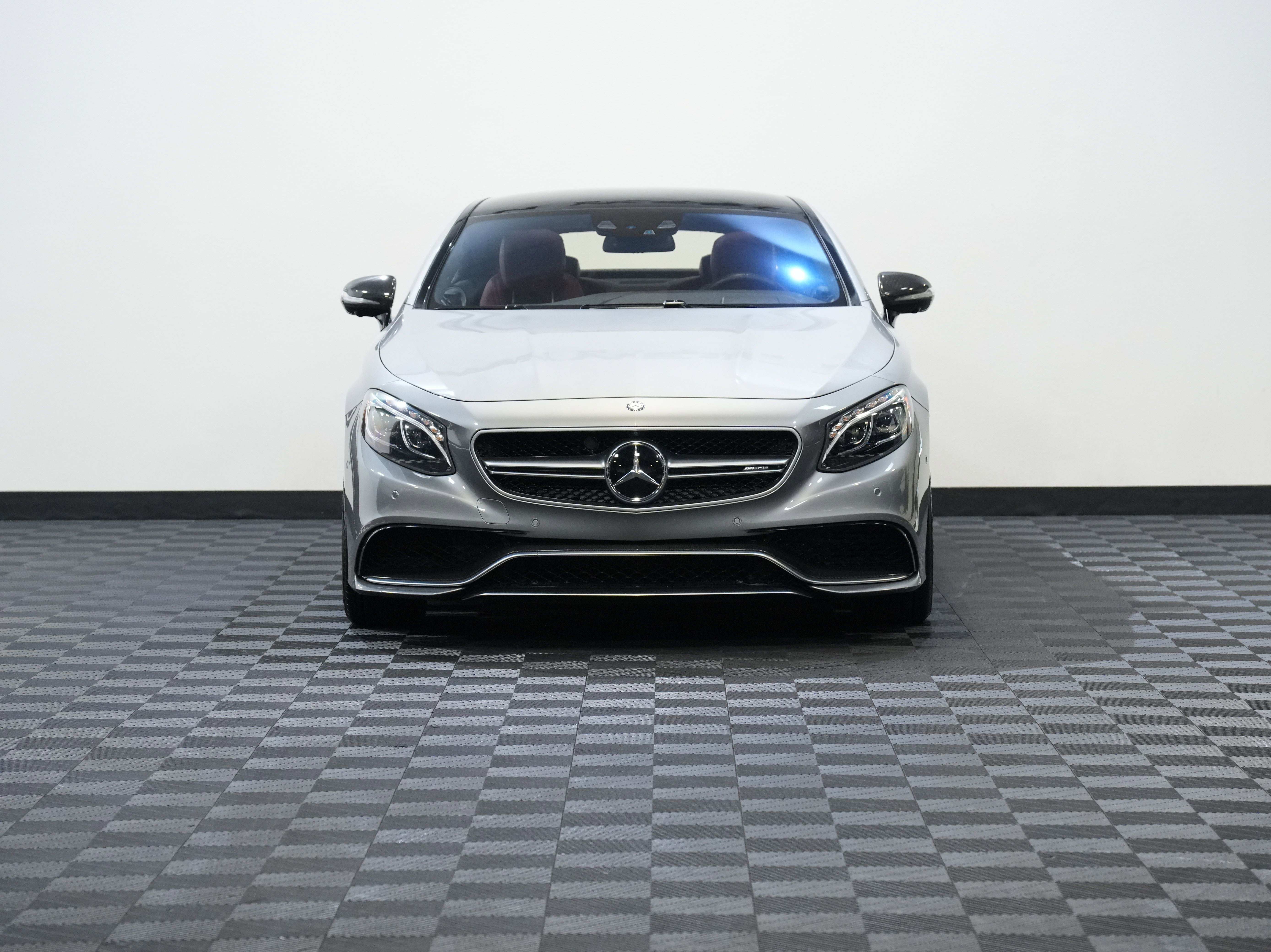 Used 2015 Mercedes-Benz S 63 AMG 4MATIC Coupe image 4