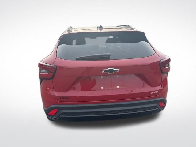 Used 2026 Chevrolet Trax RS image 4