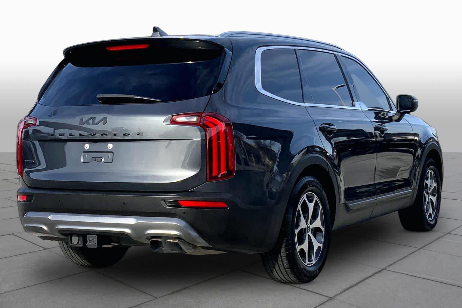 Used 2022 Kia Telluride EX w/ Towing Package AWD/4WD image 23