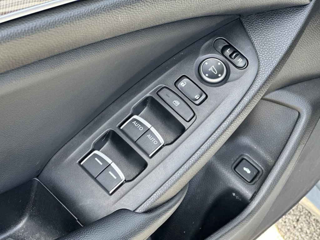 Used 2021 Honda Accord Sport image 16
