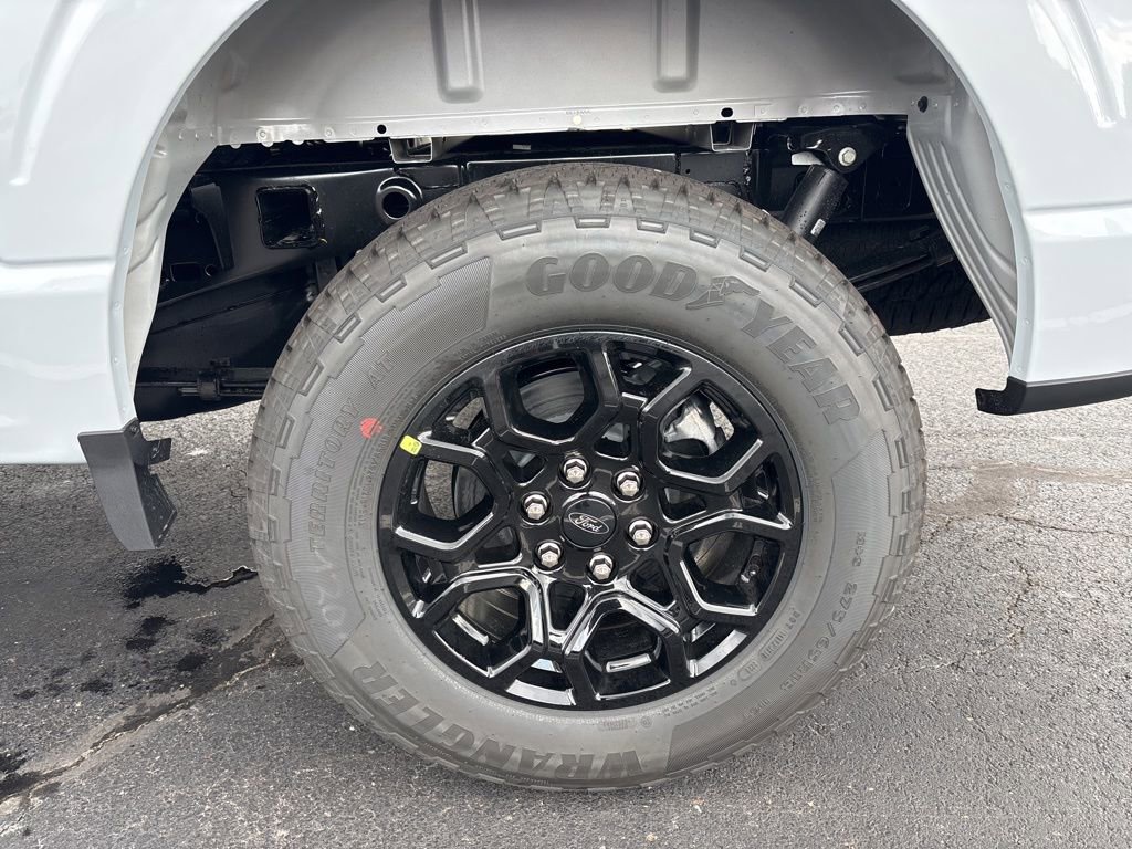 New 2025 Ford F150 XLT w/ Equipment Group 302A MID image 10