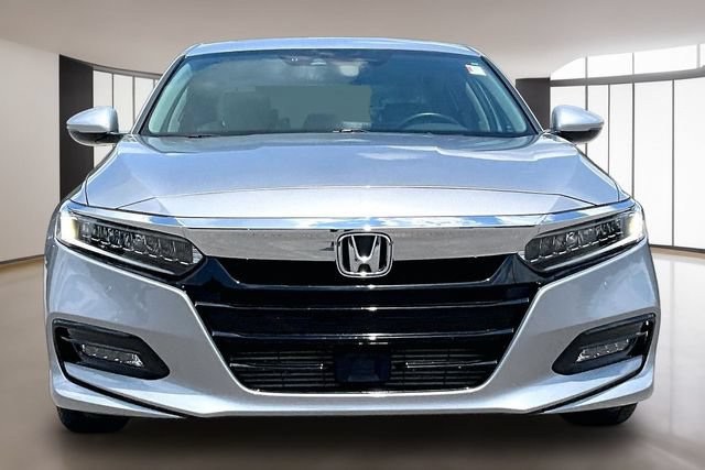 Used 2020 Honda Accord Touring image 2