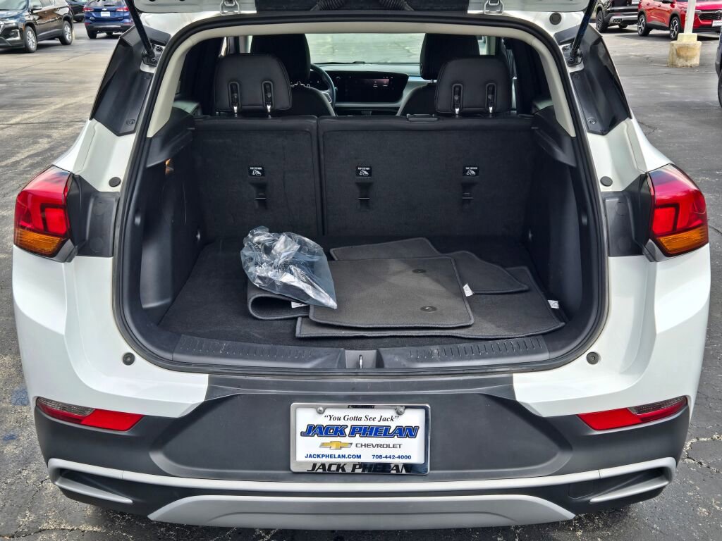 Certified 2025 Buick Encore GX Preferred FWD image 13