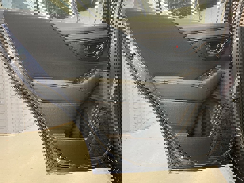 Certified 2025 Subaru Legacy image 27