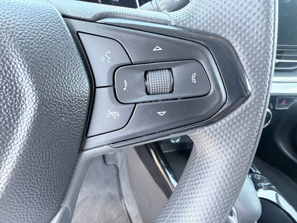 Used 2026 Chevrolet Trax LT FWD image 14