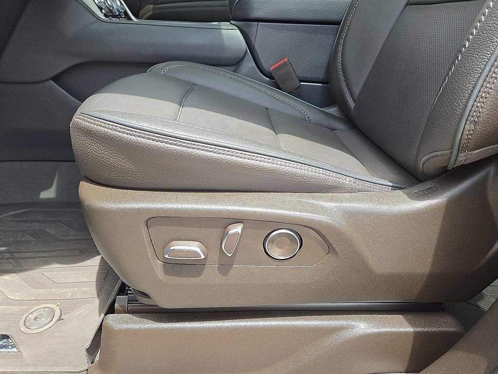 Used 2024 GMC Yukon Denali w/ Max Trailering Package AWD/4WD image 24