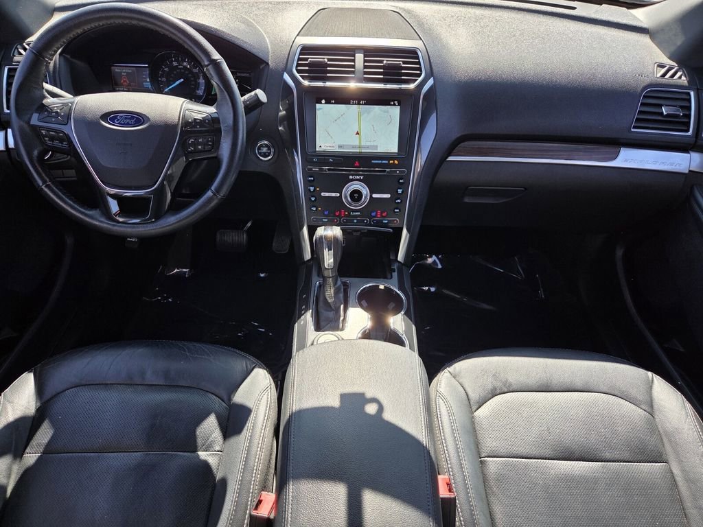 Used 2018 Ford Explorer Limited image 8