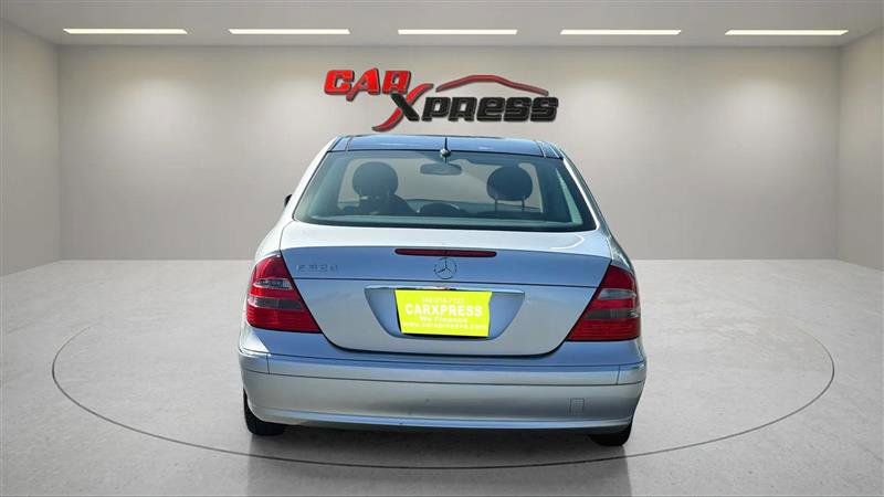 Used 2004 Mercedes-Benz E 320 Sedan image 8