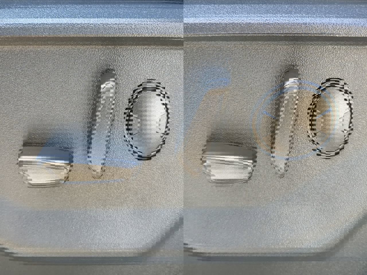 New 2026 Ford F250 Lariat w/ Lariat Ultimate Package image 28