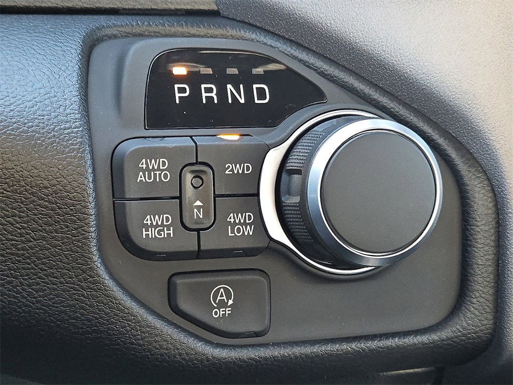 New 2026 RAM 1500 4x4 Crew Cab image 20