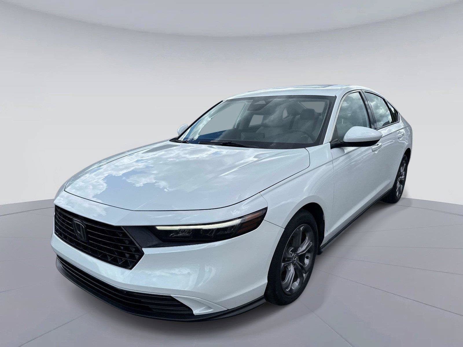 Certified 2024 Honda Accord EX image 8