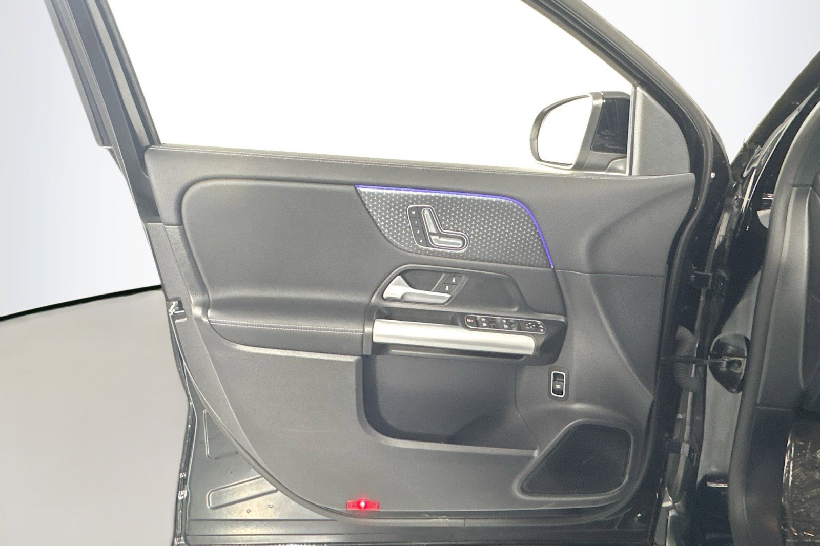 Certified 2025 Mercedes-Benz GLA 250 image 21