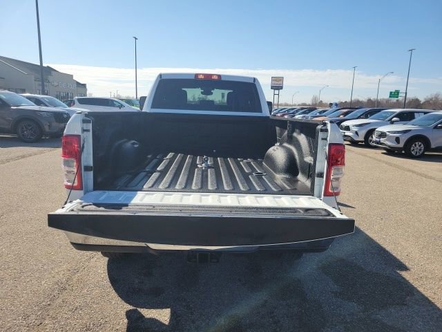 Used 2024 RAM 3500 Big Horn AWD/4WD image 27