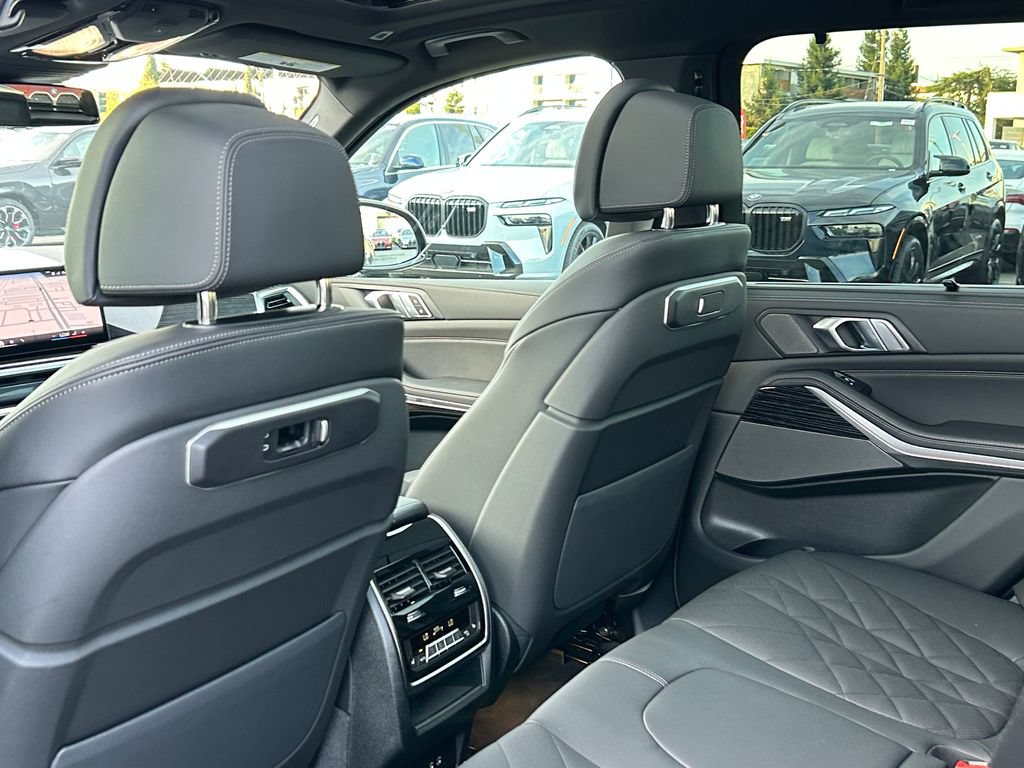 New 2026 BMW X5 xDrive50e w/ M Sport Package AWD/4WD image 31