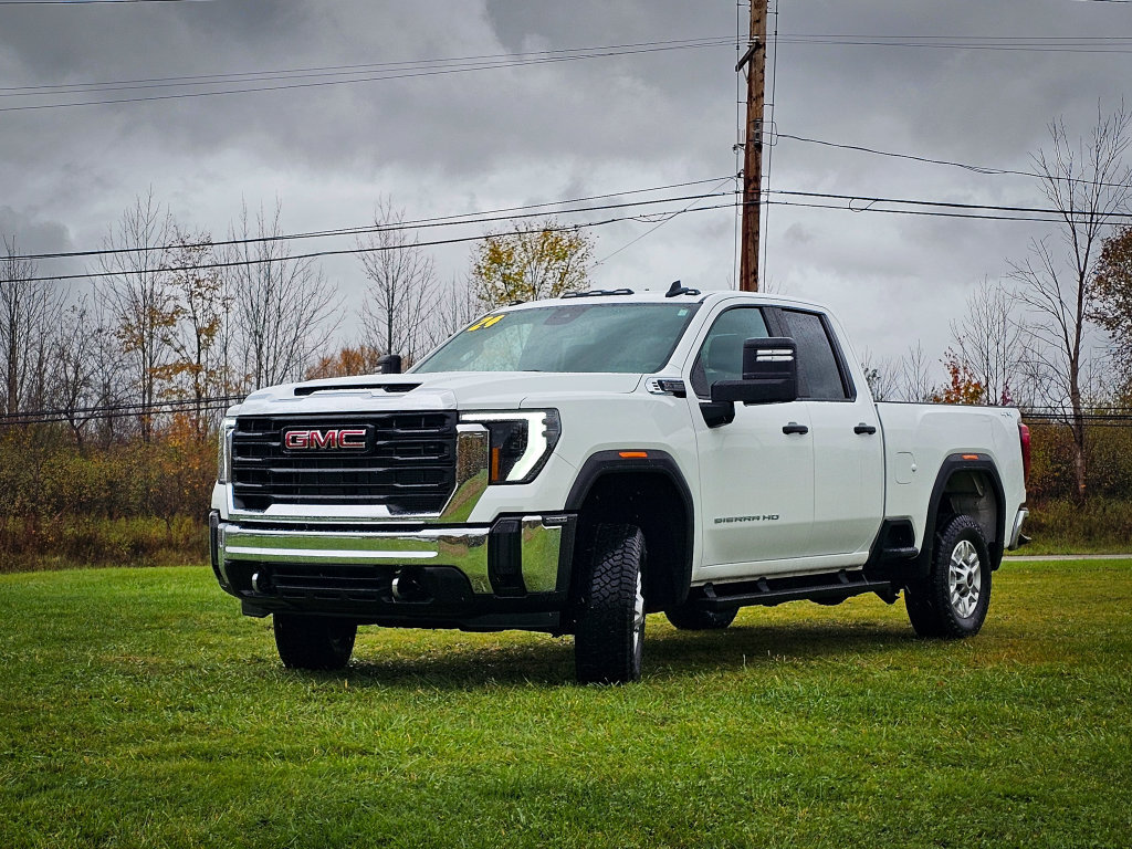 Used 2024 GMC Sierra 2500 Pro w/ Convenience Package AWD/4WD image 9
