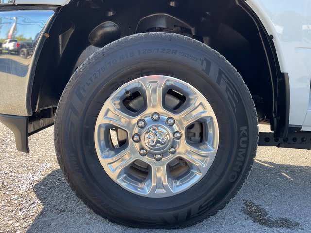 Used 2023 RAM 2500 Big Horn w/ Level 1 Equipment Group image 30