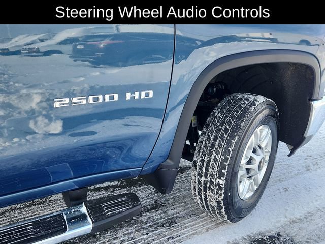 Used 2025 Chevrolet Silverado 2500 LT w/ Convenience Package image 18