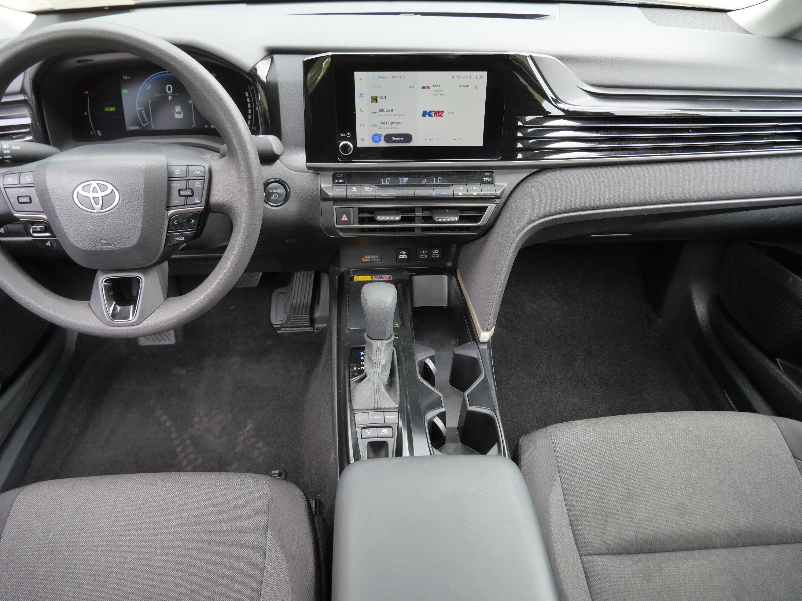 Certified 2025 Toyota Camry LE w/ Convenience Package FWD image 11