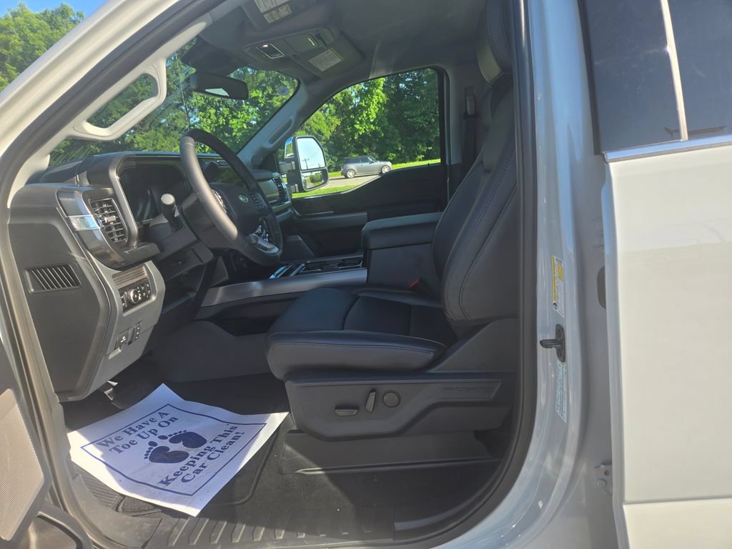 New 2026 Ford F350 Lariat w/ Chrome Package AWD/4WD image 7