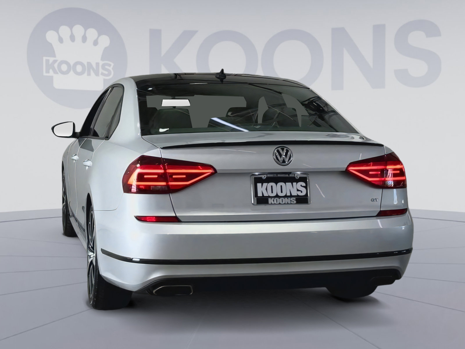 Used 2018 Volkswagen Passat 3.6 FWD image 10