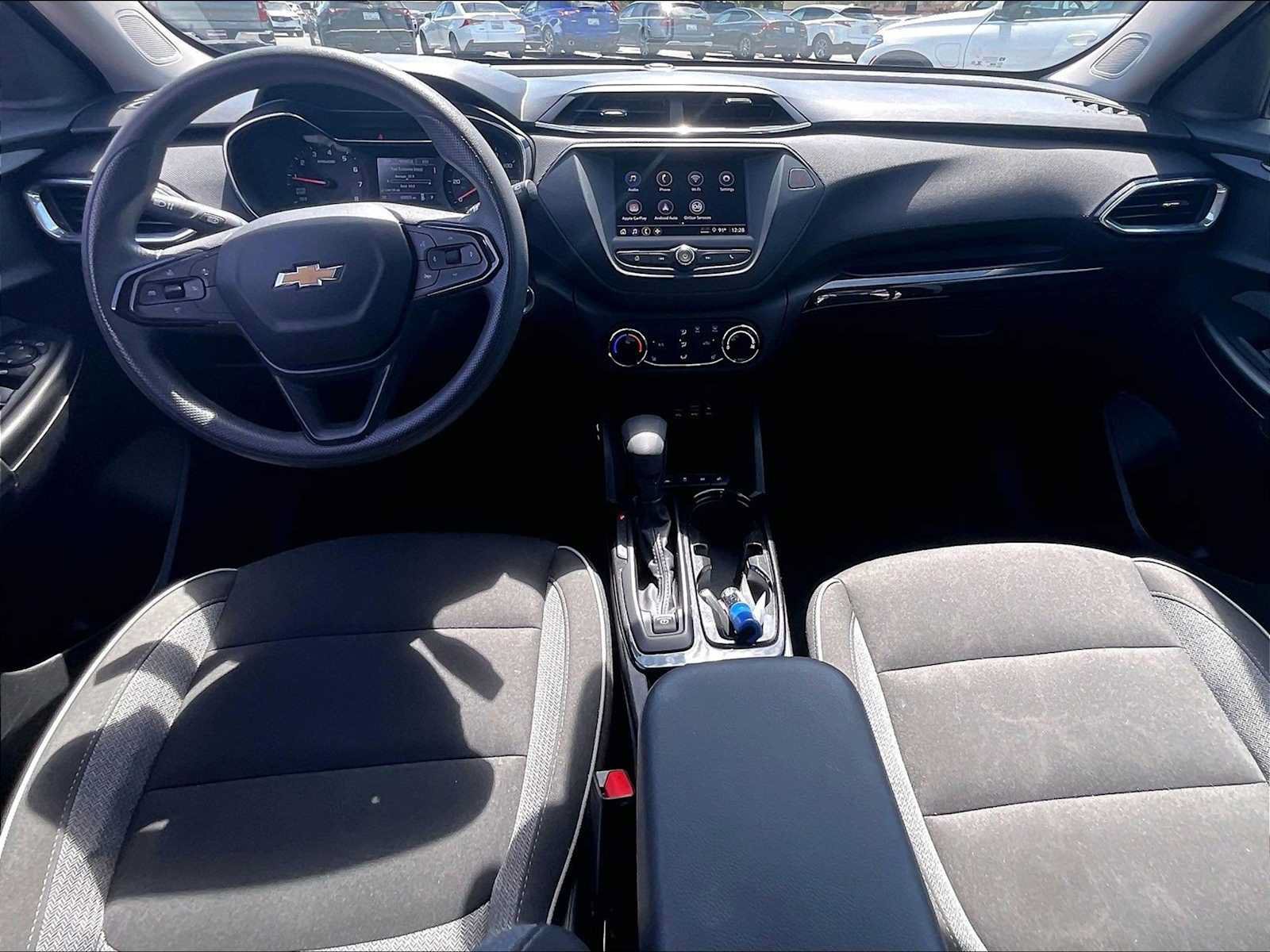 Used 2023 Chevrolet TrailBlazer LT FWD image 16