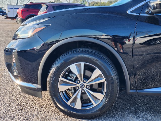 Used 2024 Nissan Murano SV AWD/4WD image 8