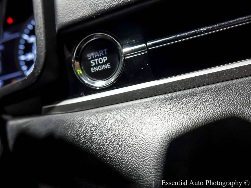 Used 2024 Mitsubishi Outlander SE AWD/4WD image 19