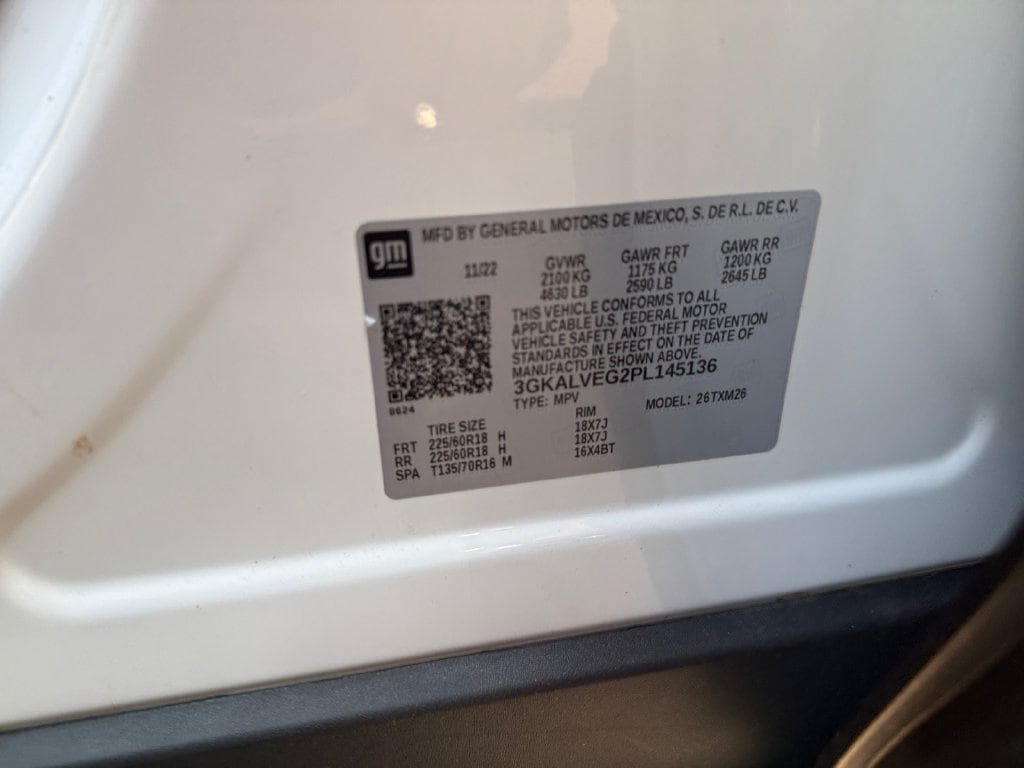 Used 2023 GMC Terrain SLT AWD/4WD image 25