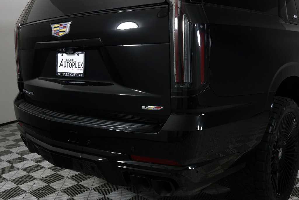Used 2025 Cadillac Escalade ESV V AWD/4WD image 55