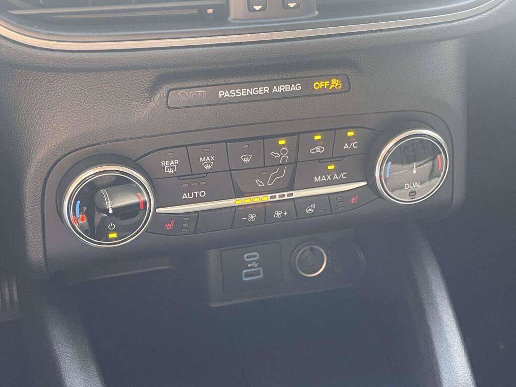 Used 2023 Ford Escape Active AWD/4WD image 27
